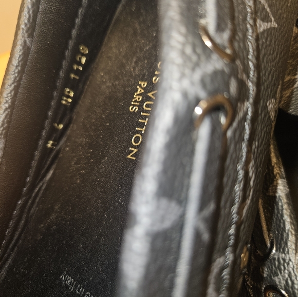 Louis Vuitton Black Monogram Men\'s Loafers main image 15